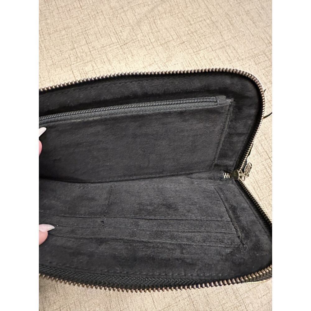 *NWOT BALI BLISS COLLECTIONS Leather Wallet Clutch Lasercut Black Gold Tassle - Picture 9 of 9